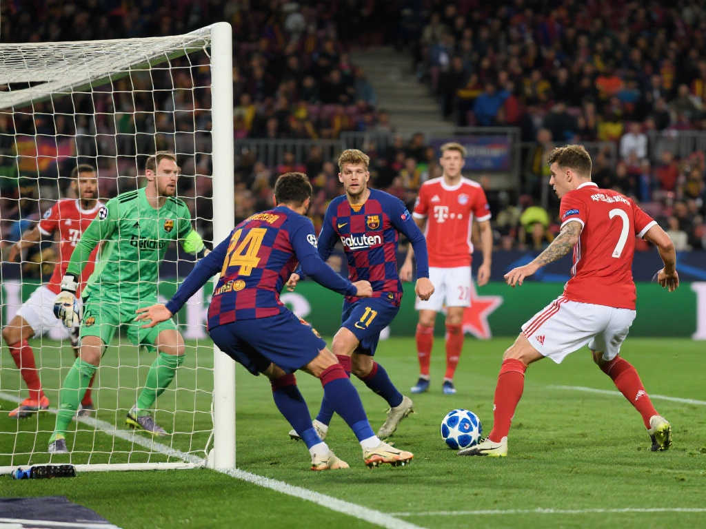 场上表现出 场上表现出